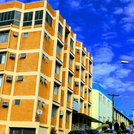 Oyo Hotel Farol Joacaba Ngoại thất bức ảnh