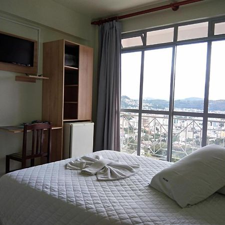 Oyo Hotel Farol Joacaba Ngoại thất bức ảnh