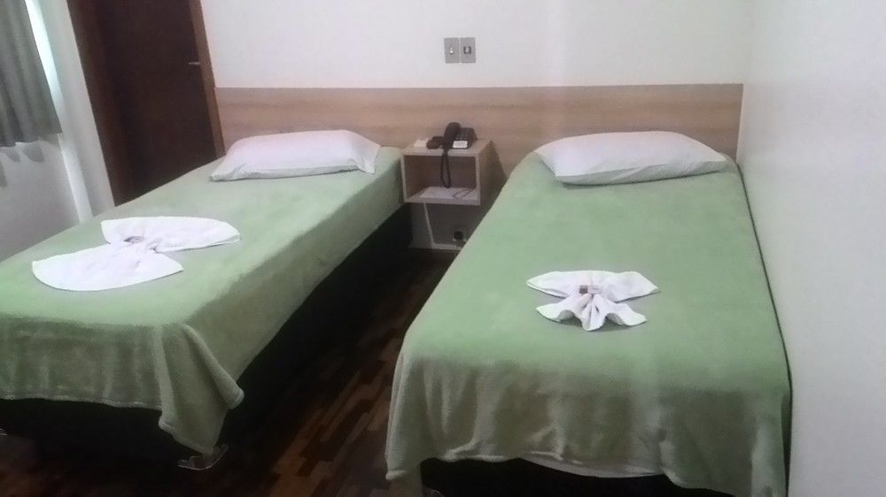 Oyo Hotel Farol Joacaba Ngoại thất bức ảnh