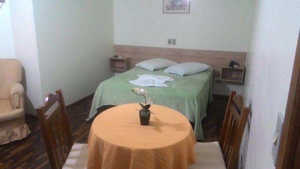 Oyo Hotel Farol Joacaba Ngoại thất bức ảnh