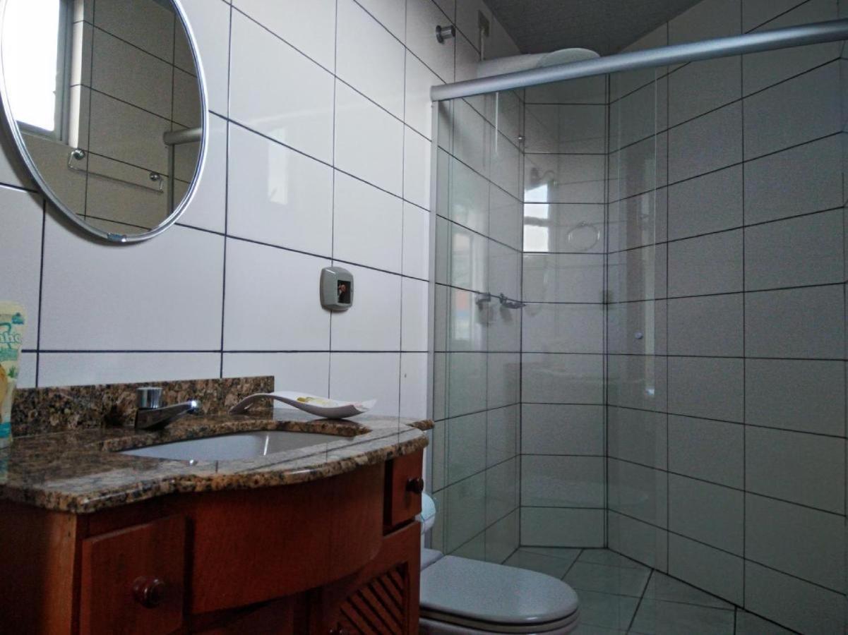 Oyo Hotel Farol Joacaba Ngoại thất bức ảnh