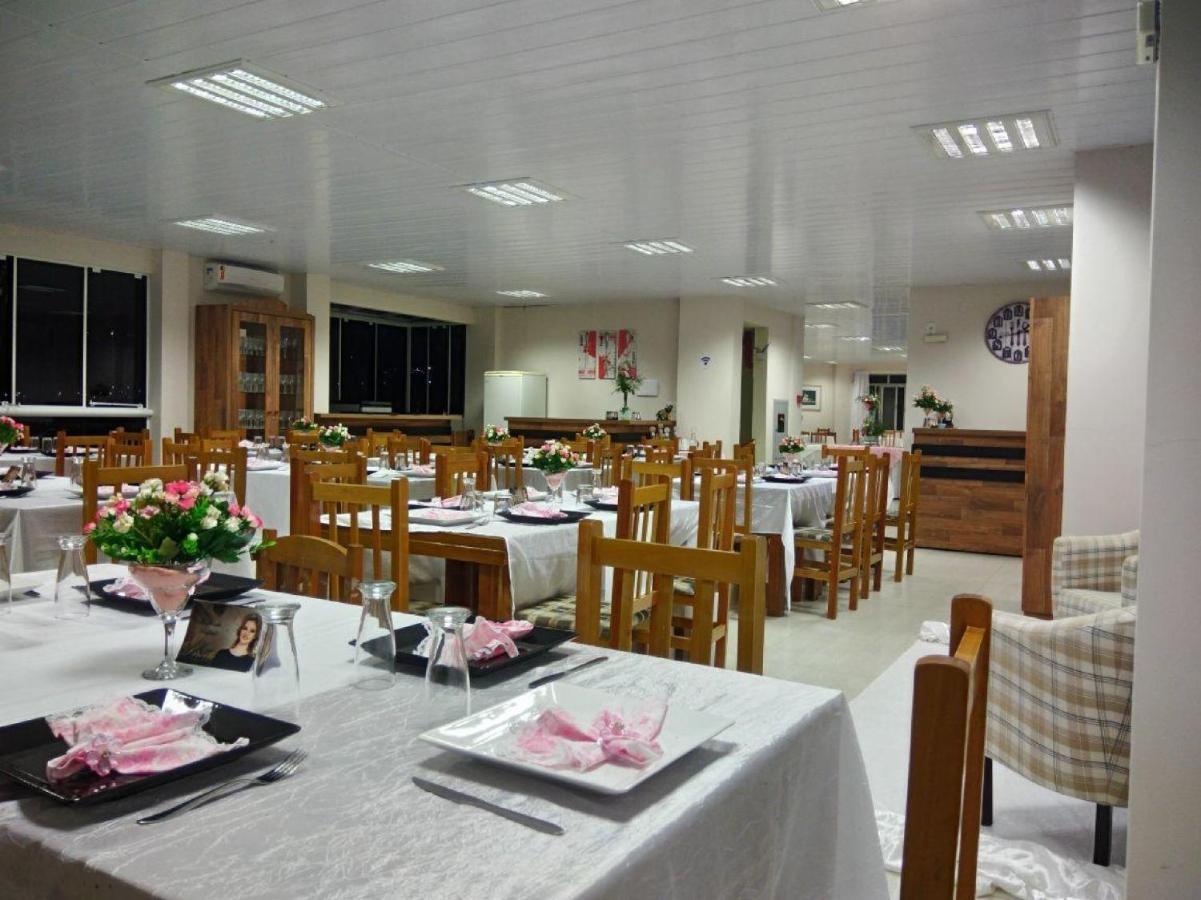 Oyo Hotel Farol Joacaba Ngoại thất bức ảnh