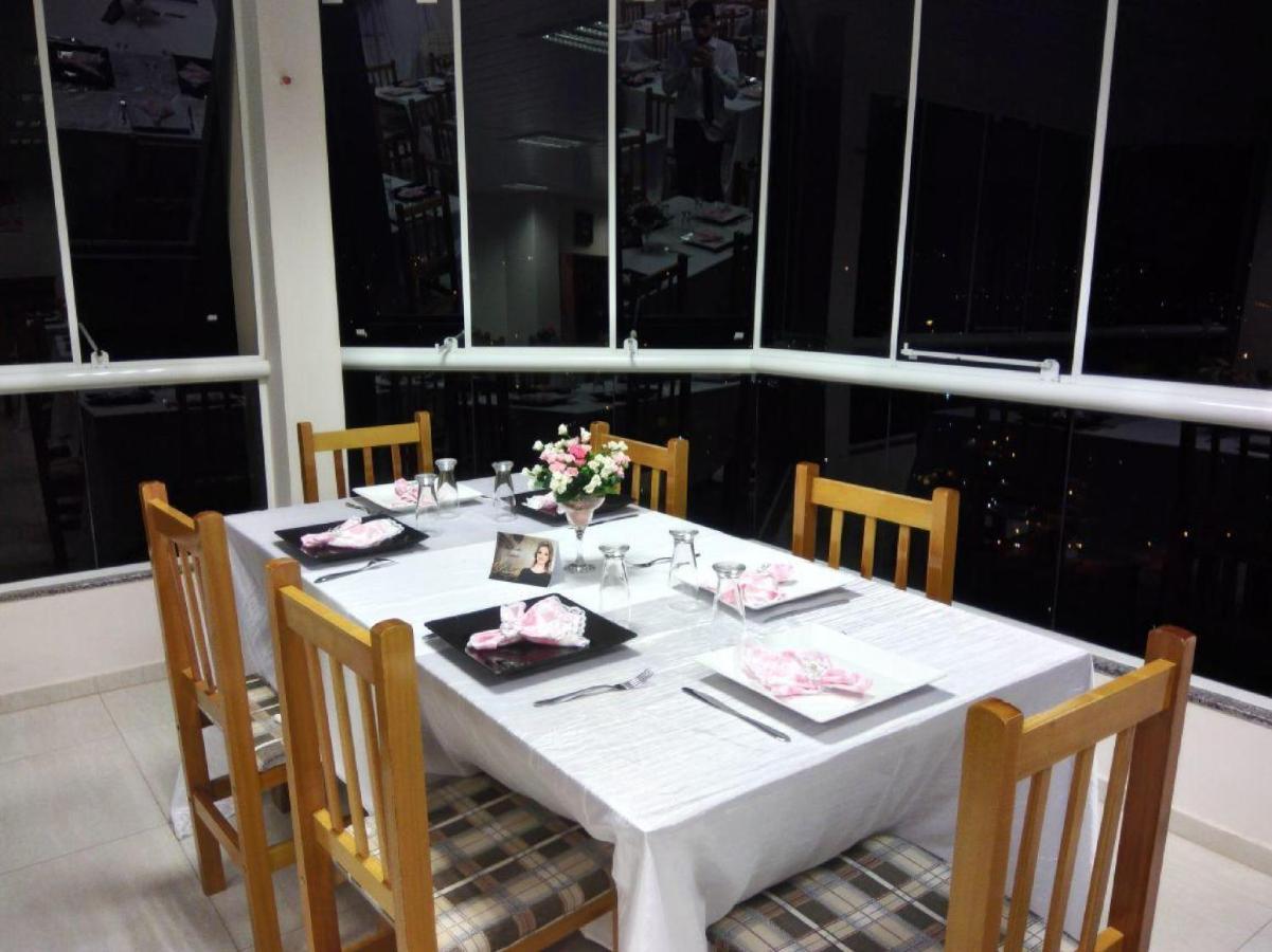 Oyo Hotel Farol Joacaba Ngoại thất bức ảnh