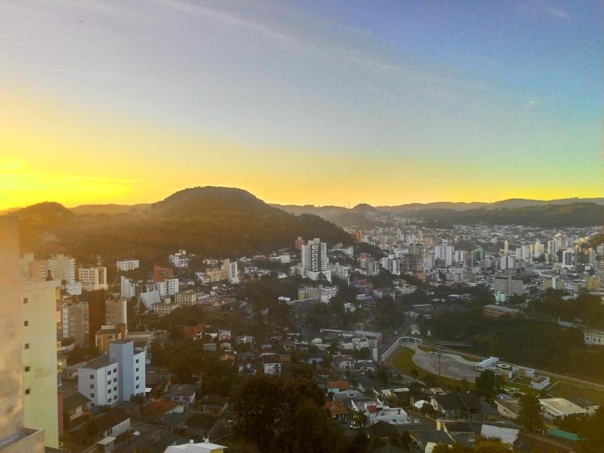 Oyo Hotel Farol Joacaba Ngoại thất bức ảnh